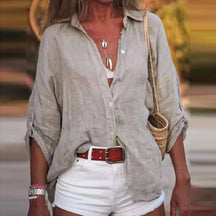 Camisa Feminina Leve de Botão