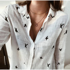 Camisa Feminina de Botão Colibri