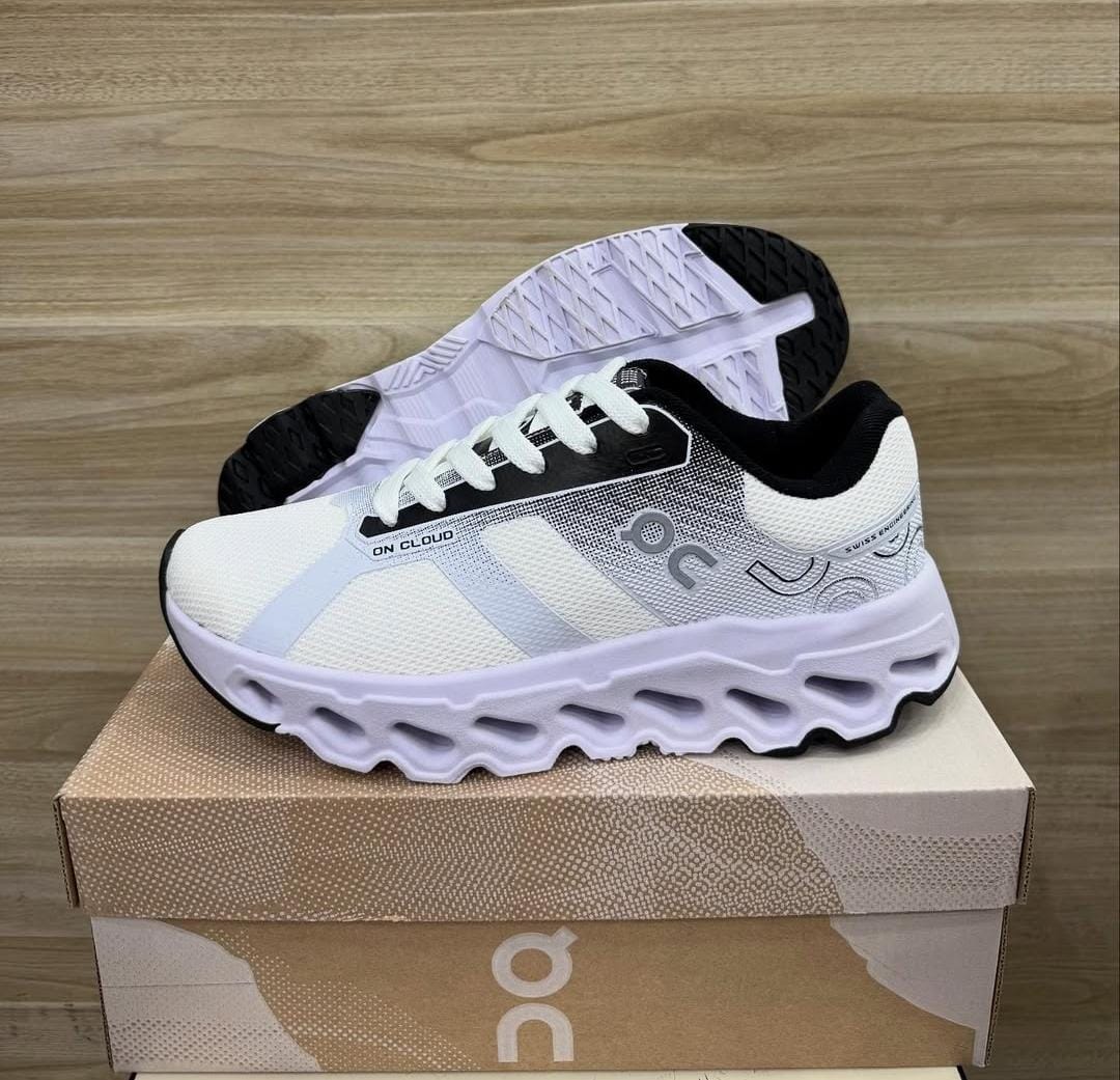 Tênis Feminino On Running Isabell